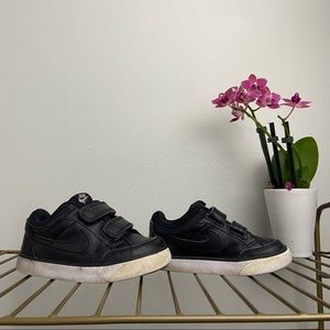 Nike Velcro sneakers-toddler